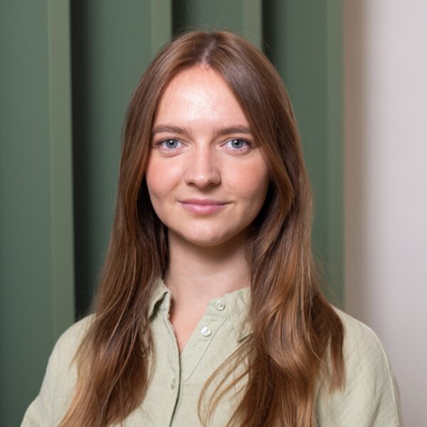 Jasmine de Hoog portret DGBC