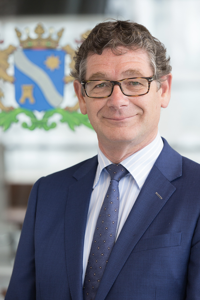 Kees%20van%20Velzen.jpg